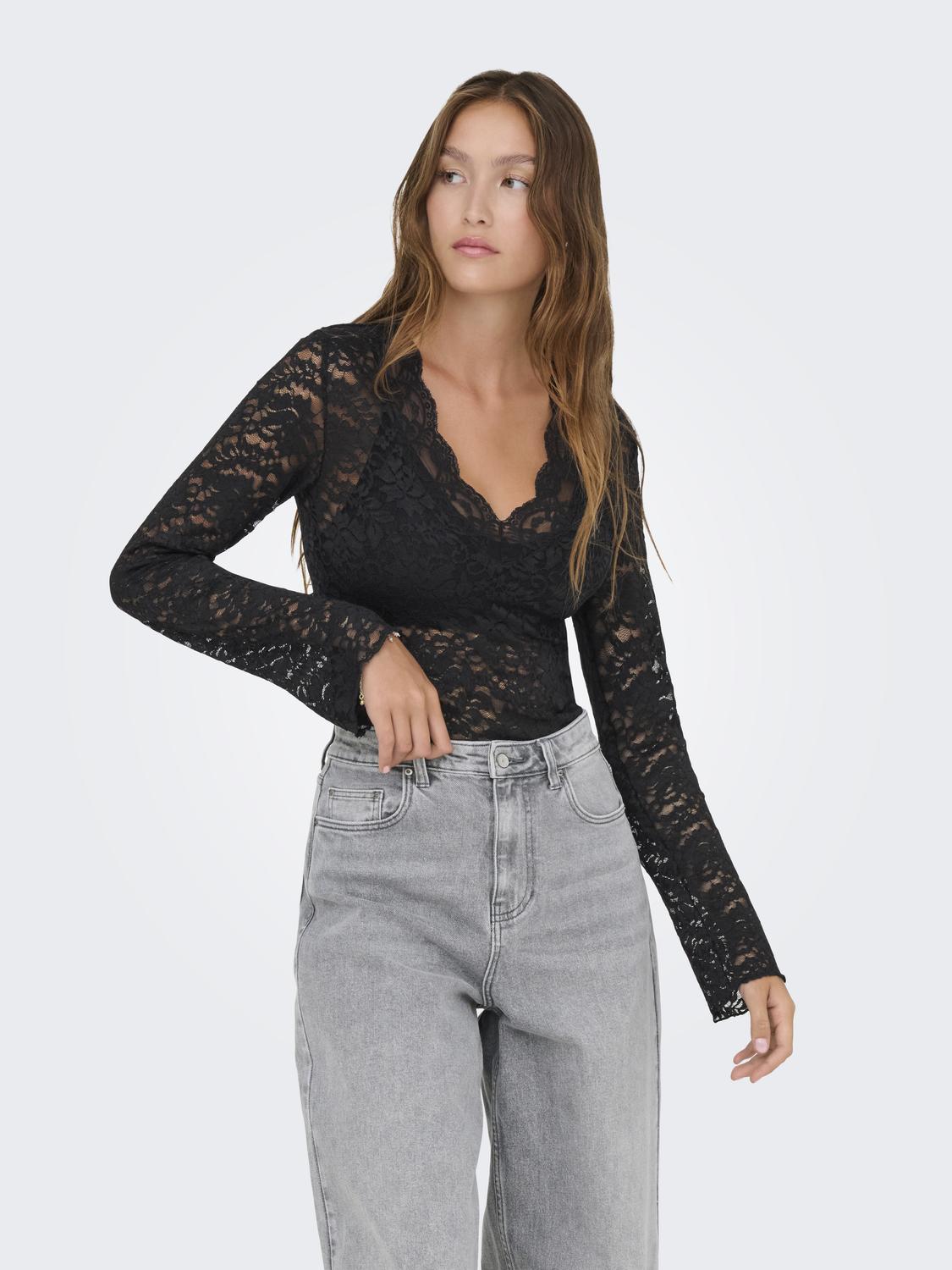 model_shot-front